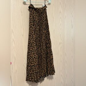 Chic Leopard Print Maxi Skirt